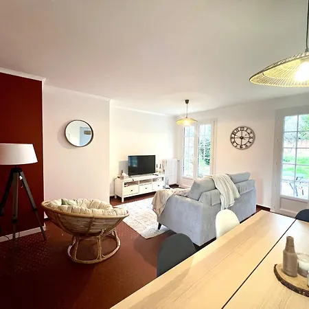 Maison Coquette Trois Avec Wifi - Fr-1-485-163 Hotel *